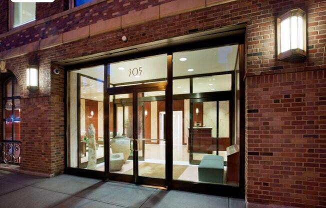 Studio, 1 bath, 550 sqft, $4,090, Unit 4M