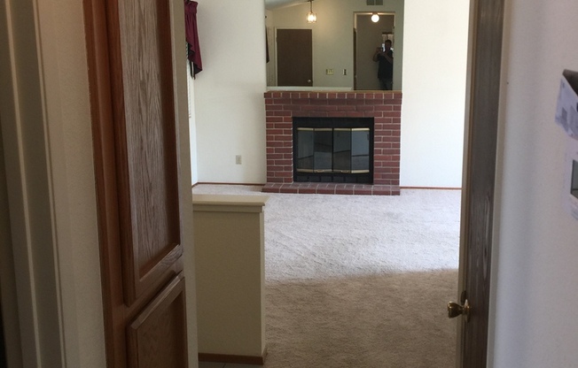 3 beds, 2 baths, $2,750