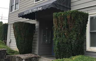 Marquam Hill Apartments