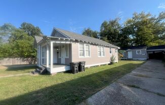 3 beds, 2 baths, $1,425