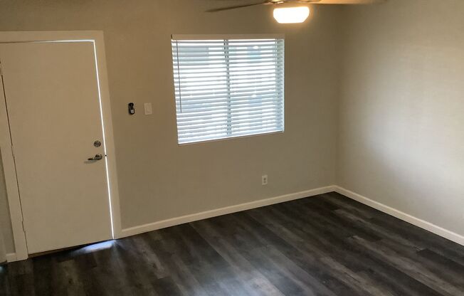 1 bed, 1 bath, 450 sqft, $1,250, Unit 51