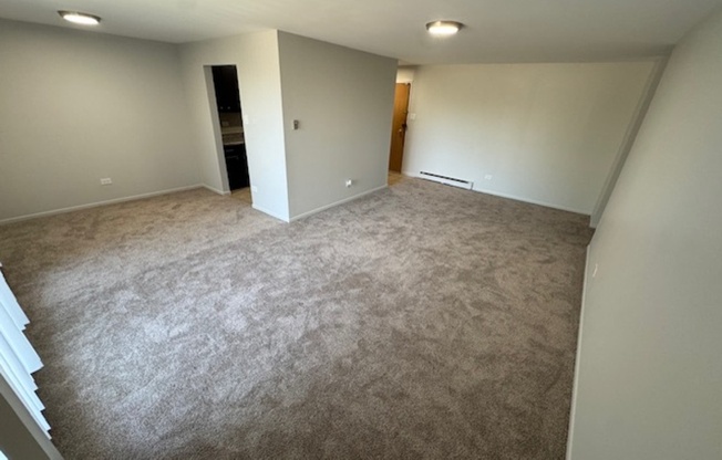 515 E AVE 401
