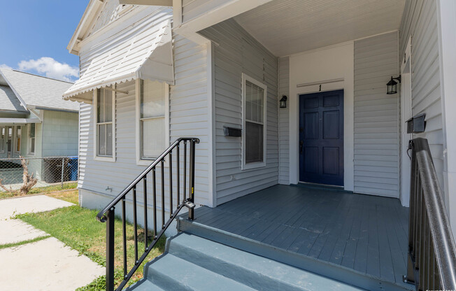 415 DENVER BLVD