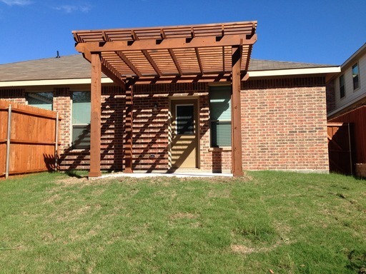 3 beds, 2 baths, $1,695