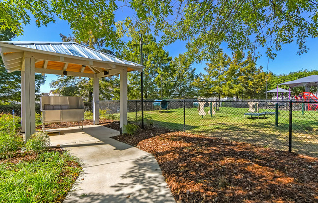 park at Crossgates Apartment Homes, Mississippi