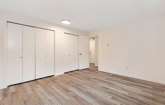 2 beds, 1 bath, 820 sqft, $1,895, Unit 105