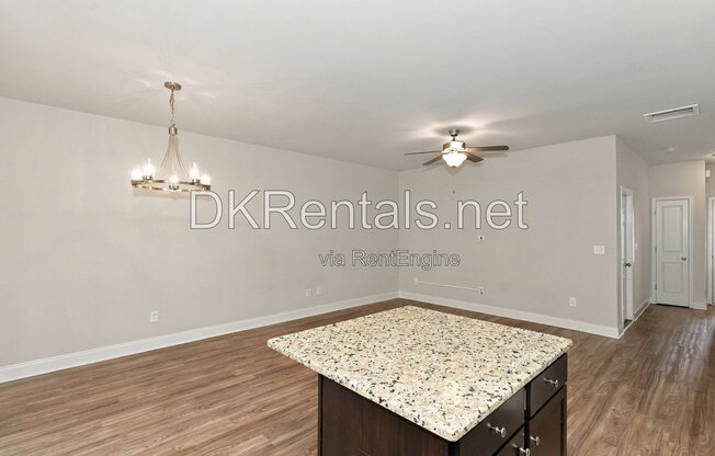 2 beds, 2.5 baths, 1,300 sqft, $1,850