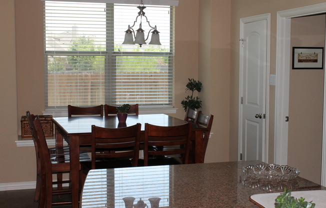 Beautiful, Large and New Home For Rent in Leander, 2011 Tall Chief