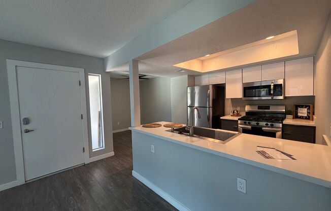 1 bed, 1 bath, 635 sqft, $2,195, Unit J102
