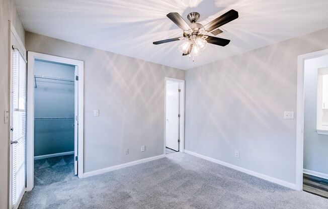 2 beds, 2 baths, 1,000 sqft, $1,450, Unit 2041