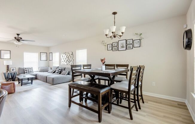 PRICE REDUCTION! - 3 Bedroom FURNISHED or UNFURNISHED Home