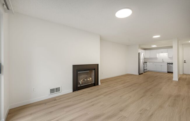 2 beds, 1 bath, 950 sqft, $1,895, Unit 408