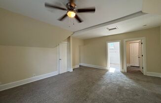 2 beds, 1 bath, 1,300 sqft, $1,470