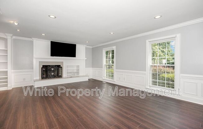 6121 DOVEFIELD RD