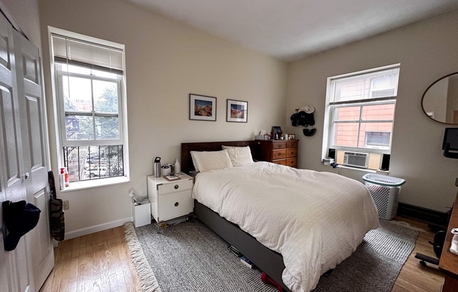3 WORCESTER SQ