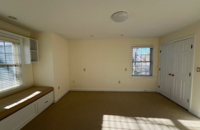 3 beds, 2.5 baths, 1,704 sqft, $4,950, Unit 3