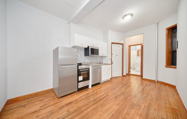 454 9 AVE