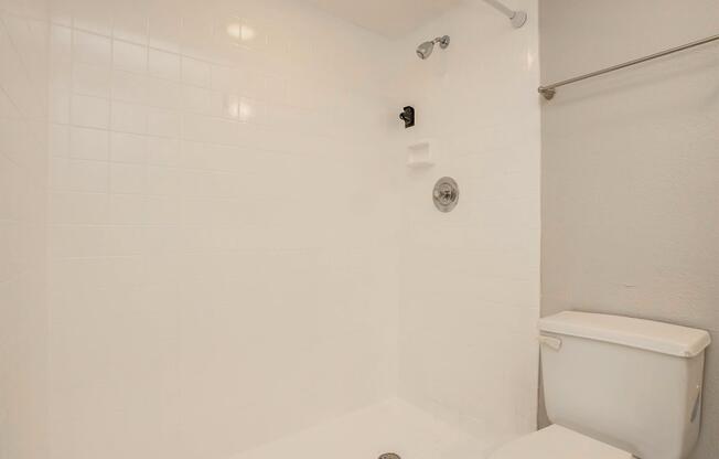 2 beds, 2 baths, 1,100 sqft, $2,034