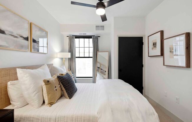 1 bed, 1 bath, 732 sqft, $1,795, Unit 236