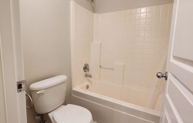 2 beds, 2 baths, $1,695