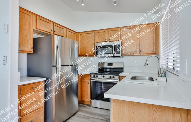 3627 W MELINDA LN