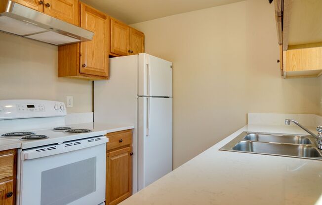 2 beds, 1 bath, $1,650