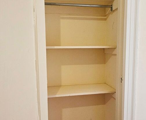 2 beds, 2 baths, 775 sqft, $1,975, Unit 210