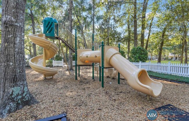 2 beds, 2 baths, $1,950, Unit UNIT 1517