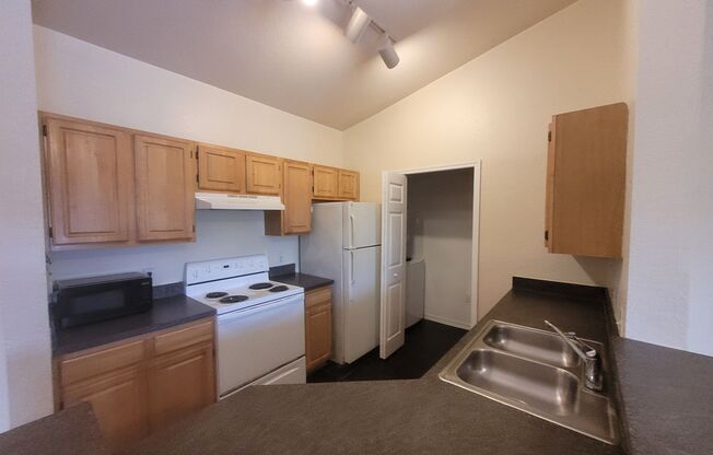 5961West2034