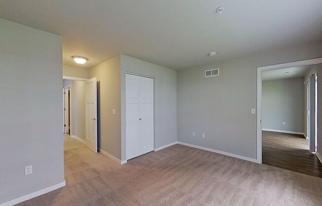 1 bed, 1 bath, 1,021 sqft, $1,465, Unit 29