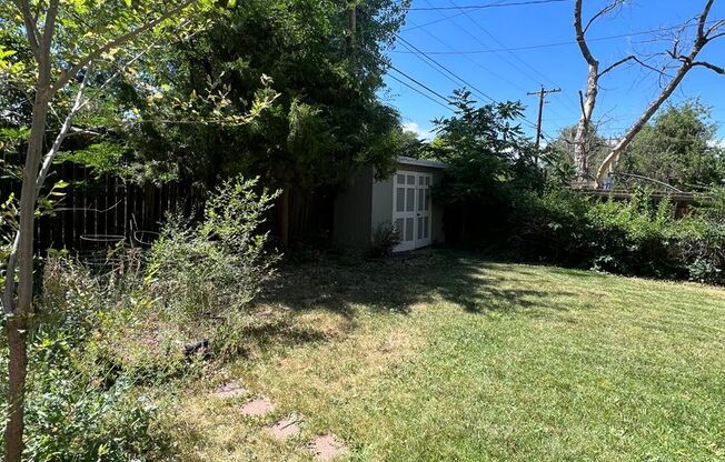 Charming 4 bed/2.5 bath South Boulder home! Available September 1st!