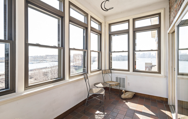 2 beds, 2 baths, $3,300, Unit 8