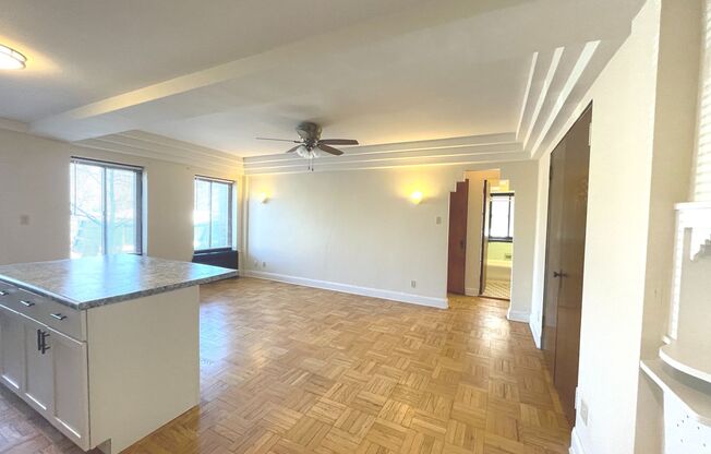 1 bed, 1 bath, $1,145, Unit 101