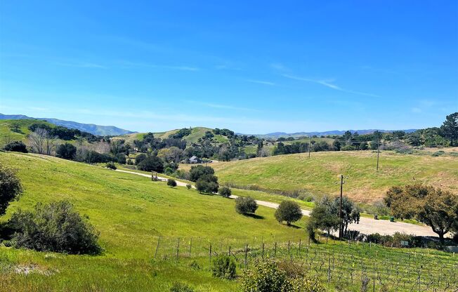 Spectacular Ranch House With Amazing Views!