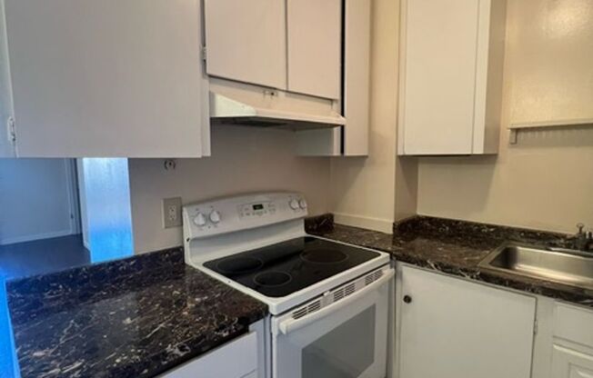 1 bed, 1 bath, $1,895, Unit # 202