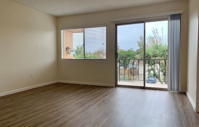 1 bed, 1 bath, 525 sqft, $2,215, Unit 12