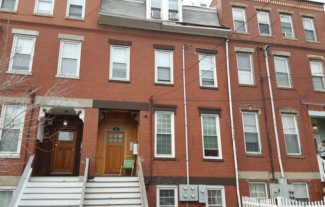 36 HAWTHORNE