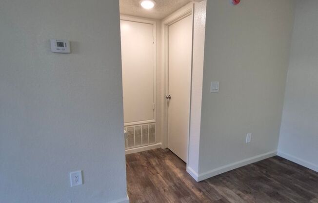 1 bed, 1 bath, 720 sqft, $1,500, Unit 53