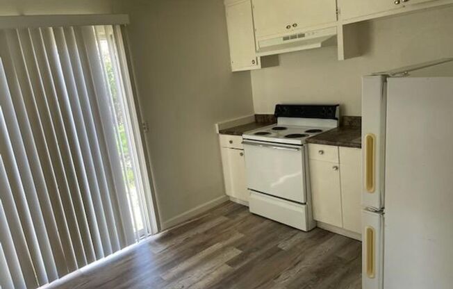 2 beds, 1 bath, 680 sqft, $1,100