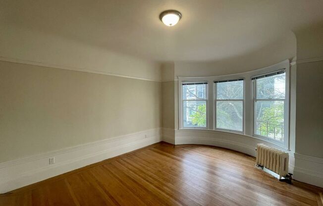 1357 Clay Street (519rc)