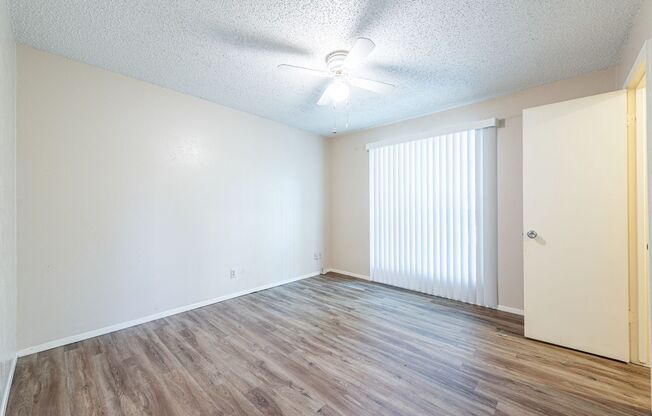 2 beds, 1 bath, $1,595, Unit # 151