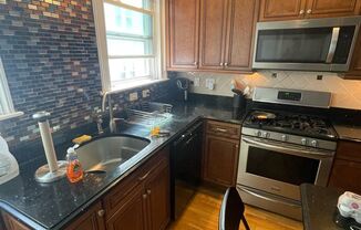 862 East 5th