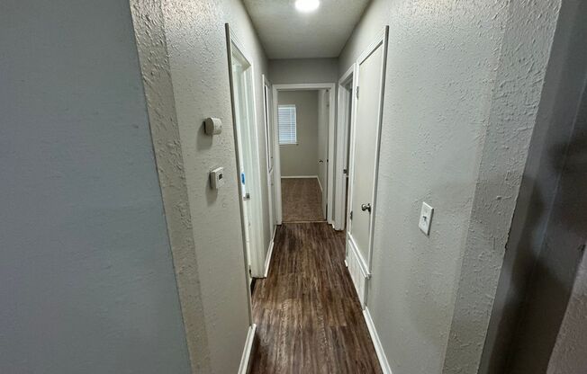 2 beds, 1 bath, $1,025