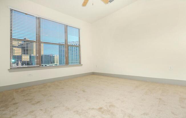 2 beds, 2 baths, 1,270 sqft, $2,112
