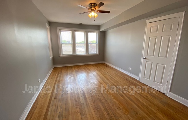 3725 W Grand Ave, Chicago IL 1N