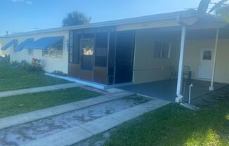 3BR/2BA HOME IN NE PALM BAY