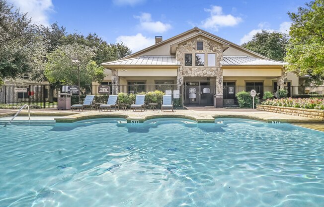 Sparkling Pool at The Canyons Apartments, Fort Worth