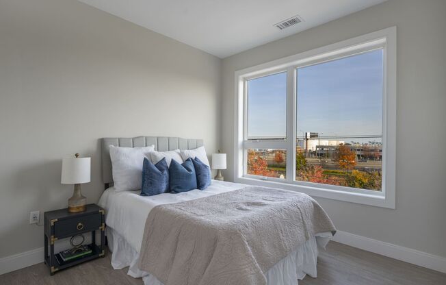 1 bed, 1 bath, 660 sqft, $2,725, Unit Unit 210