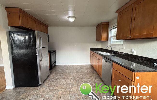 2 beds, 1 bath, $1,650