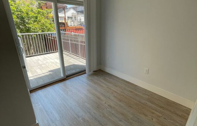 2 beds, 1 bath, $3,695